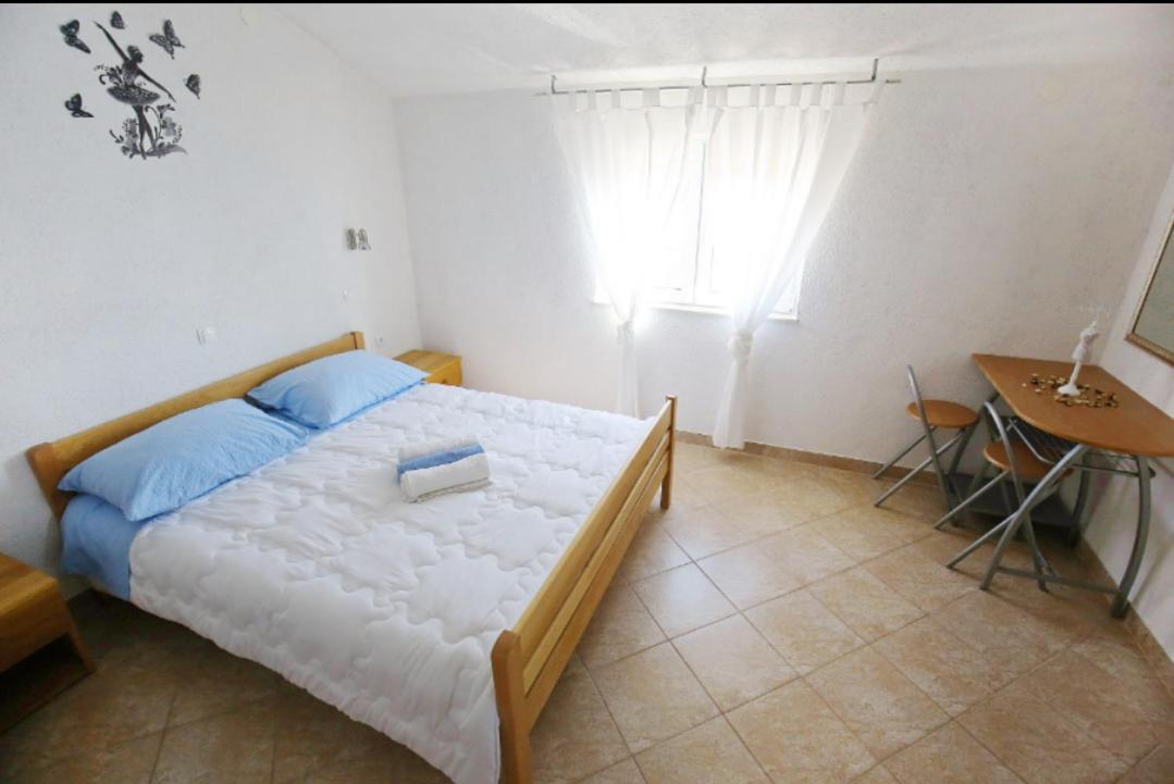 Apartmani Mirjana تريبانج كروشيتسا المظهر الخارجي الصورة